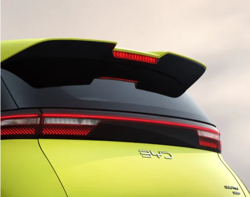 Dynamiczny spojler dachowy