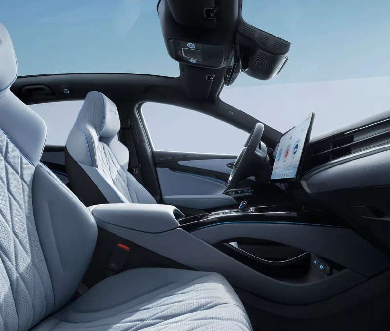 Wnętrze & multimedia